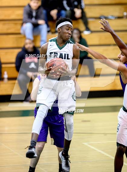 Thumbnail 3 in Tokay vs Monterey Trail (NIKE Elk Grove vs. Stockton Challenge) photogallery.