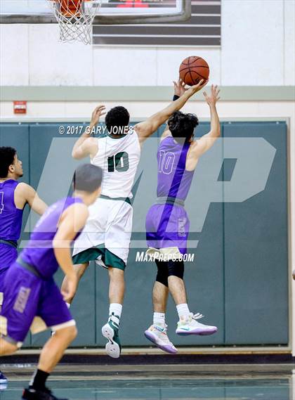 Thumbnail 2 in Tokay vs Monterey Trail (NIKE Elk Grove vs. Stockton Challenge) photogallery.
