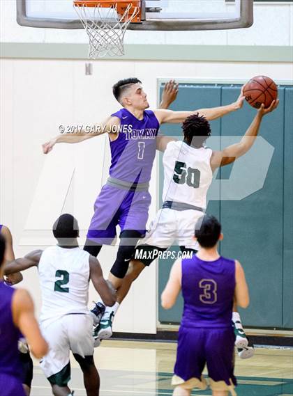Thumbnail 1 in Tokay vs Monterey Trail (NIKE Elk Grove vs. Stockton Challenge) photogallery.