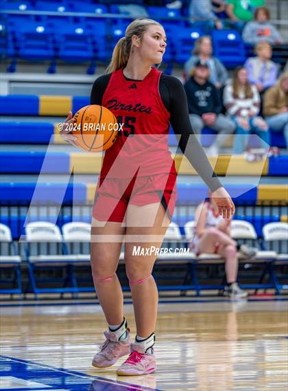 Thumbnail 2 in Highland vs Branson (Lendel Thomas Classic) photogallery.