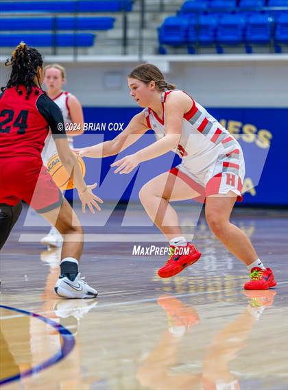 Thumbnail 3 in Highland vs Branson (Lendel Thomas Classic) photogallery.