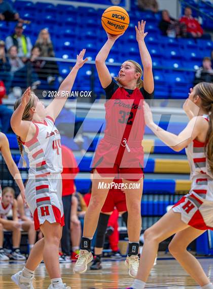 Thumbnail 1 in Highland vs Branson (Lendel Thomas Classic) photogallery.