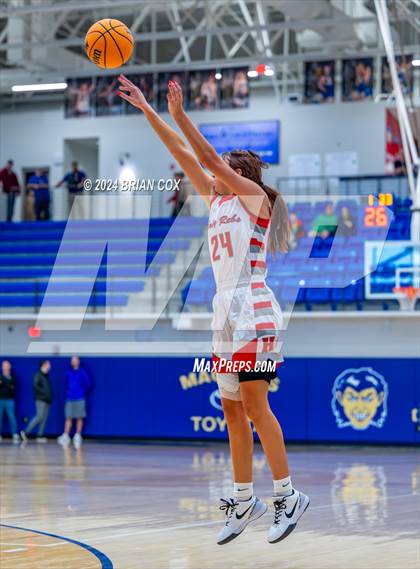 Thumbnail 1 in Highland vs Branson (Lendel Thomas Classic) photogallery.