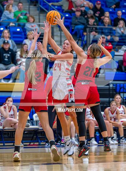 Thumbnail 3 in Highland vs Branson (Lendel Thomas Classic) photogallery.