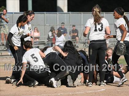 Thumbnail 2 in Leigh vs. Archbishop Mitty (CIF CCS D2 Final) photogallery.