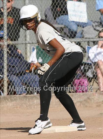Thumbnail 1 in Leigh vs. Archbishop Mitty (CIF CCS D2 Final) photogallery.