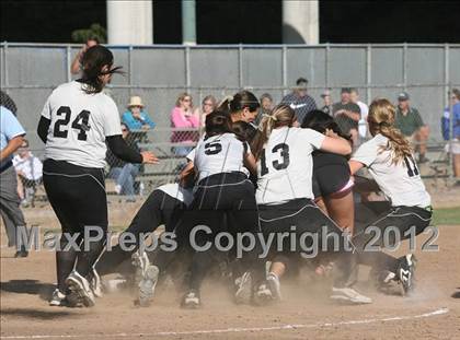 Thumbnail 3 in Leigh vs. Archbishop Mitty (CIF CCS D2 Final) photogallery.