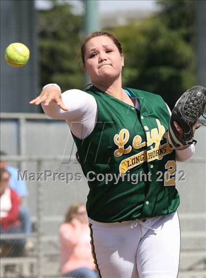 Thumbnail 3 in Leigh vs. Archbishop Mitty (CIF CCS D2 Final) photogallery.