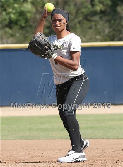 Thumbnail 2 in Leigh vs. Archbishop Mitty (CIF CCS D2 Final) photogallery.