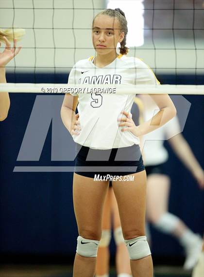 Thumbnail 1 in Sachse vs Lamar photogallery.