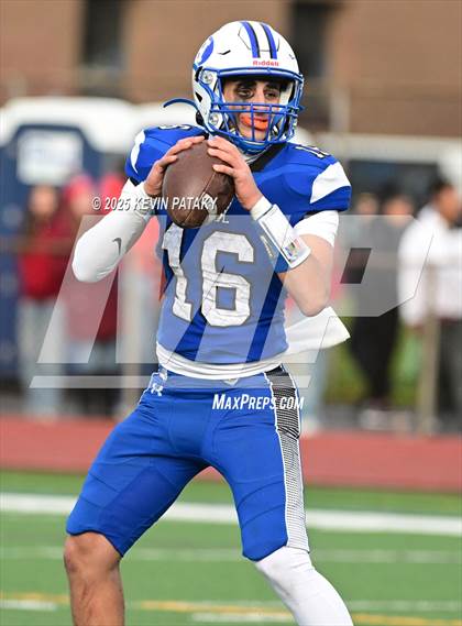 Thumbnail 3 in Conard @ Hall photogallery.