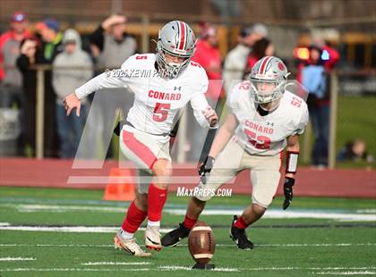 Thumbnail 2 in Conard @ Hall photogallery.