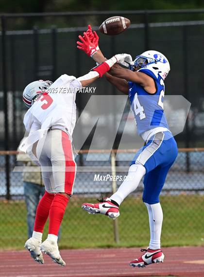 Thumbnail 1 in Conard @ Hall photogallery.