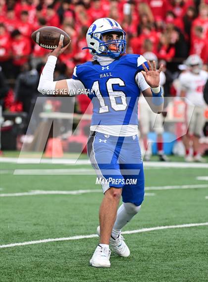 Thumbnail 2 in Conard @ Hall photogallery.