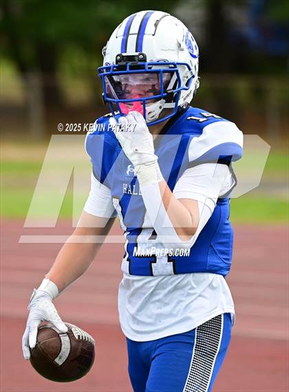 Thumbnail 3 in Conard @ Hall photogallery.