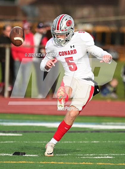 Thumbnail 1 in Conard @ Hall photogallery.