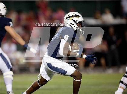 Thumbnail 3 in Marcus vs Keller photogallery.