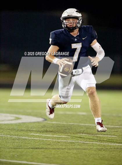Thumbnail 1 in Marcus vs Keller photogallery.