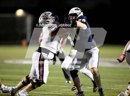 Thumbnail 3 in Marcus vs Keller photogallery.