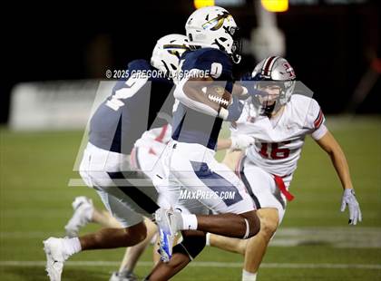 Thumbnail 1 in Marcus vs Keller photogallery.