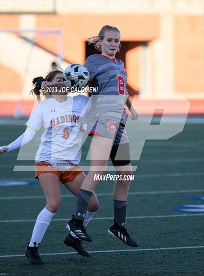 Thumbnail 1 in Lee vs Madison photogallery.