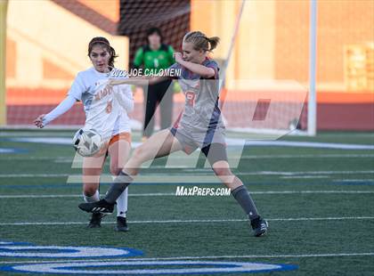 Thumbnail 2 in Lee vs Madison photogallery.