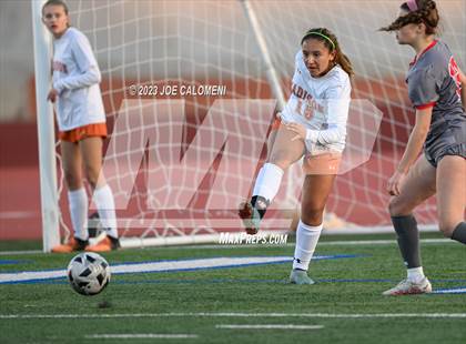 Thumbnail 1 in Lee vs Madison photogallery.