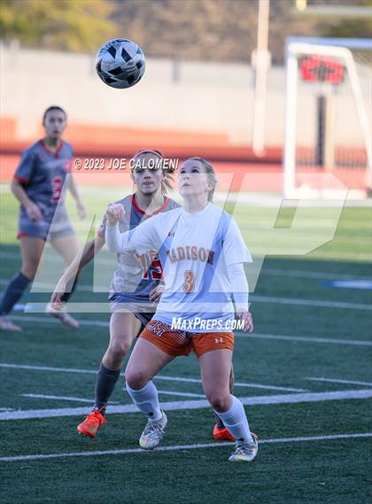 Thumbnail 2 in Lee vs Madison photogallery.