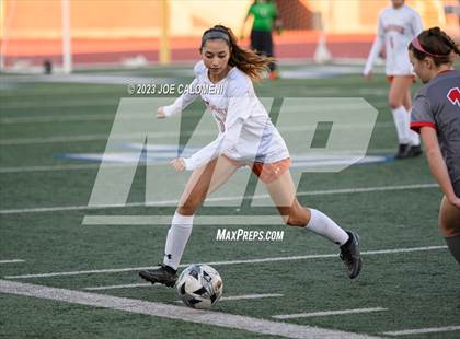 Thumbnail 1 in Lee vs Madison photogallery.
