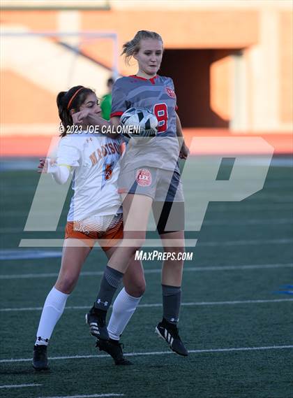Thumbnail 3 in Lee vs Madison photogallery.