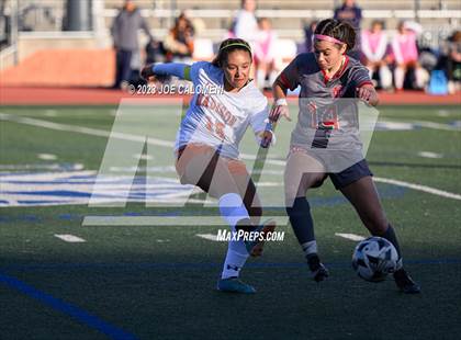 Thumbnail 2 in Lee vs Madison photogallery.