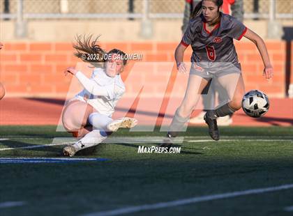 Thumbnail 2 in Lee vs Madison photogallery.