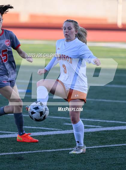 Thumbnail 3 in Lee vs Madison photogallery.