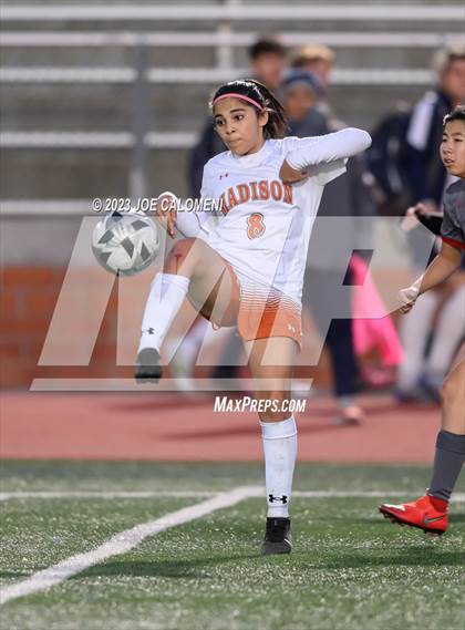 Thumbnail 1 in Lee vs Madison photogallery.