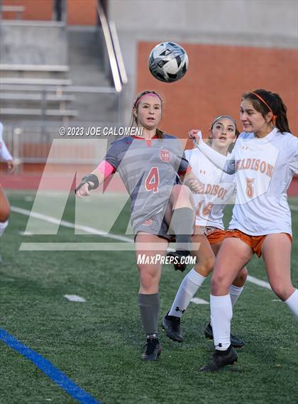 Thumbnail 1 in Lee vs Madison photogallery.