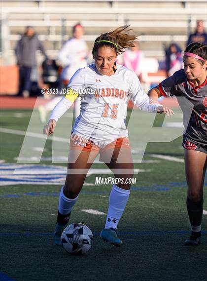 Thumbnail 3 in Lee vs Madison photogallery.