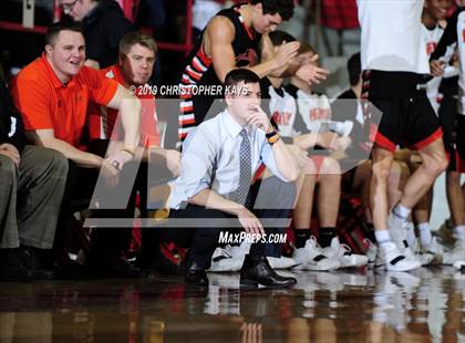 Thumbnail 3 in Herrin vs West Frankfort (West Frankfort Mid-Winter Classic) photogallery.