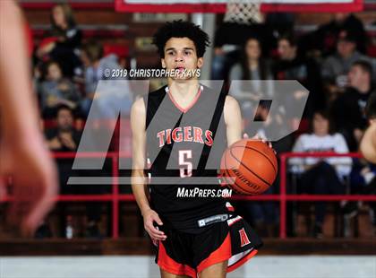 Thumbnail 2 in Herrin vs West Frankfort (West Frankfort Mid-Winter Classic) photogallery.