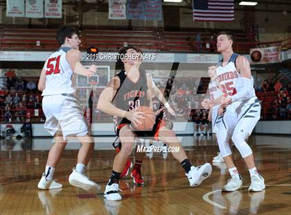 Thumbnail 1 in Herrin vs West Frankfort (West Frankfort Mid-Winter Classic) photogallery.