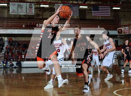 Thumbnail 2 in Herrin vs West Frankfort (West Frankfort Mid-Winter Classic) photogallery.