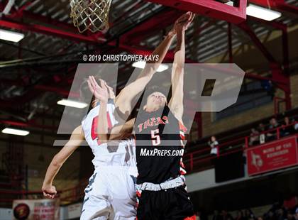 Thumbnail 2 in Herrin vs West Frankfort (West Frankfort Mid-Winter Classic) photogallery.