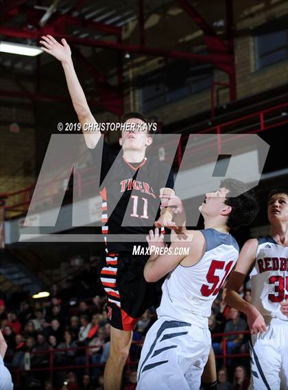 Thumbnail 2 in Herrin vs West Frankfort (West Frankfort Mid-Winter Classic) photogallery.