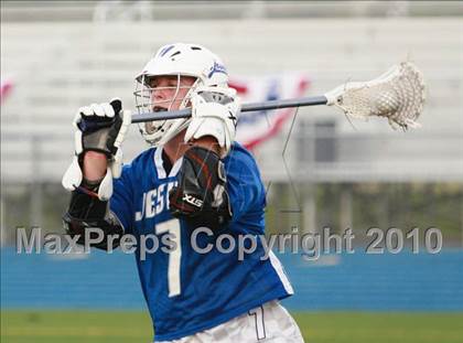 Thumbnail 2 in Jesuit vs. Benjamin photogallery.