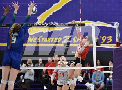 Thumbnail 2 in Mater Dei @ Xavier College Prep (Durango Fall Classic) photogallery.