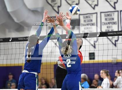 Thumbnail 2 in Mater Dei @ Xavier College Prep (Durango Fall Classic) photogallery.