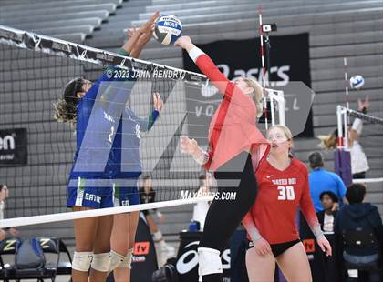 Thumbnail 1 in Mater Dei @ Xavier College Prep (Durango Fall Classic) photogallery.
