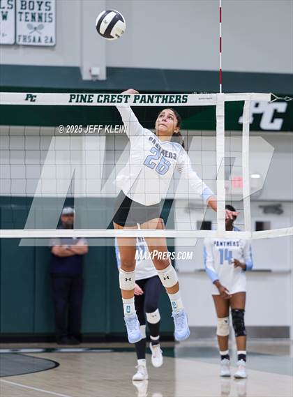 Thumbnail 2 in Coral Springs Charter vs St Andrew's (FHSAA 3A-13 Semifinal) photogallery.