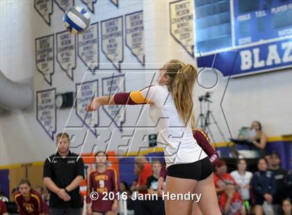Thumbnail 3 in Xavier College Prep vs. Torrey Pines (Durango Fall Classic) photogallery.