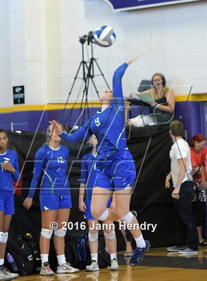 Thumbnail 3 in Xavier College Prep vs. Torrey Pines (Durango Fall Classic) photogallery.
