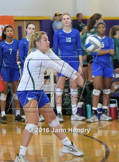 Thumbnail 1 in Xavier College Prep vs. Torrey Pines (Durango Fall Classic) photogallery.